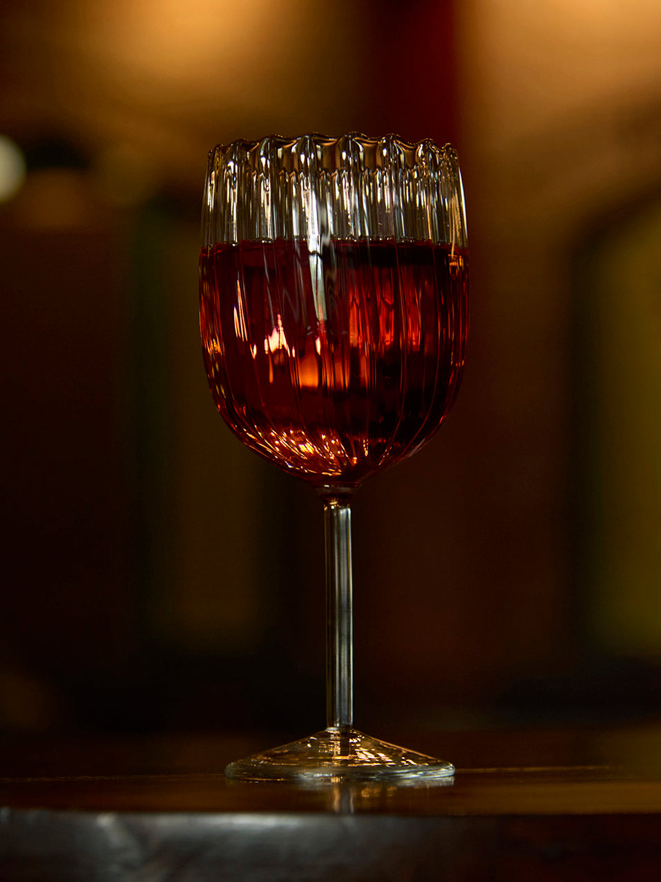 Ribbed Pristine Fluted Wine Glass | 425 ml