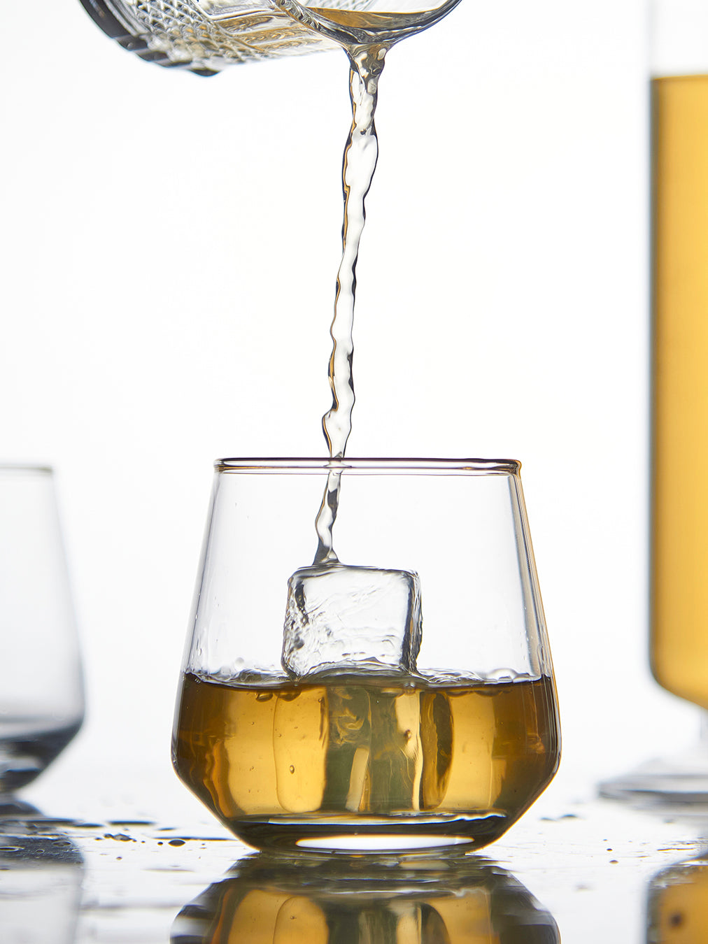 Elegant Whiskey Glass with Gold Rim | Set of 6