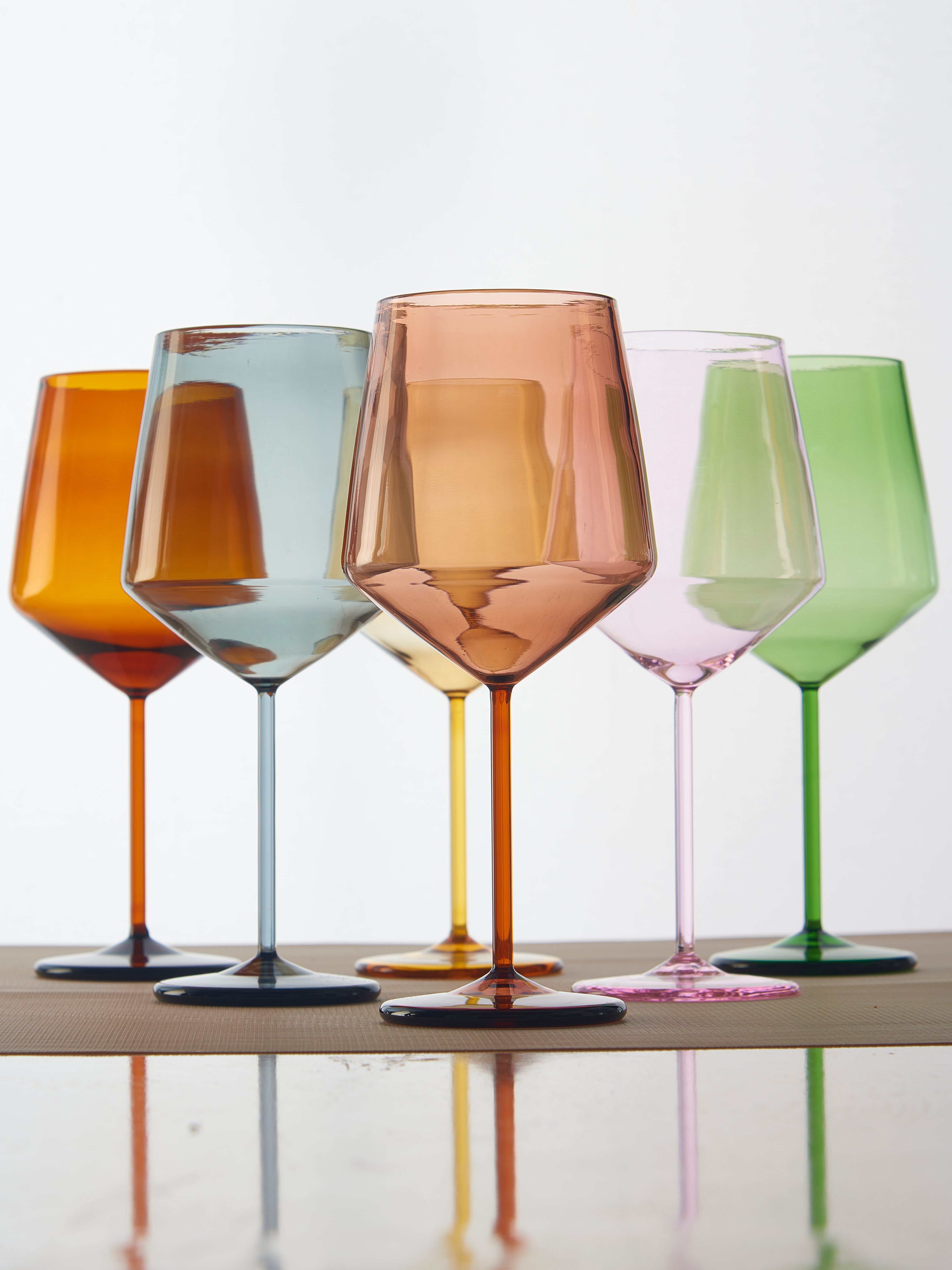 Coloured tube wine glass modern designer stemware Tube style coloured wine glass premium designer drinkware the glass couture collection