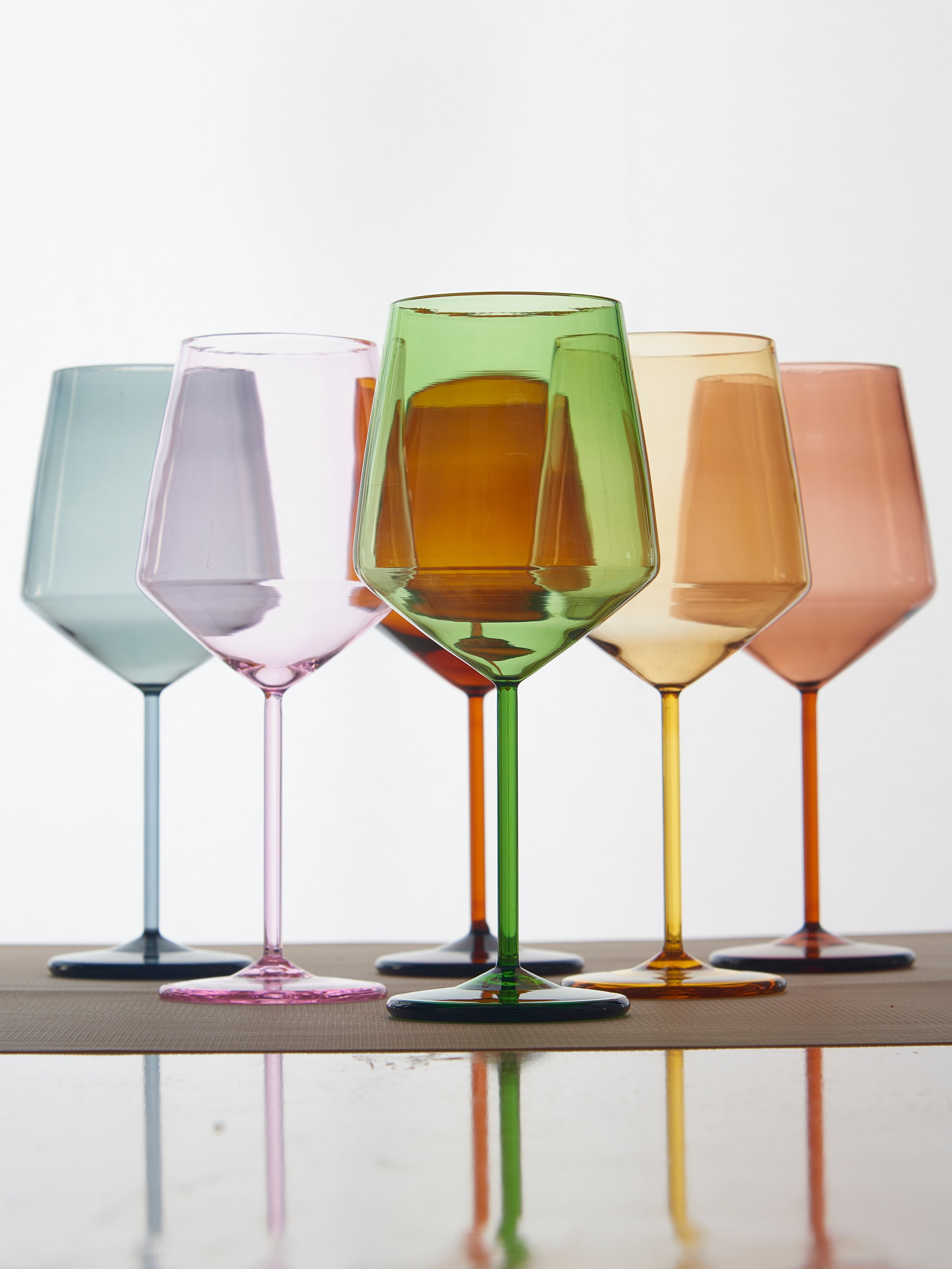 Coloured tube wine glass modern designer stemware Tube style coloured wine glass premium designer drinkware the glass couture collection