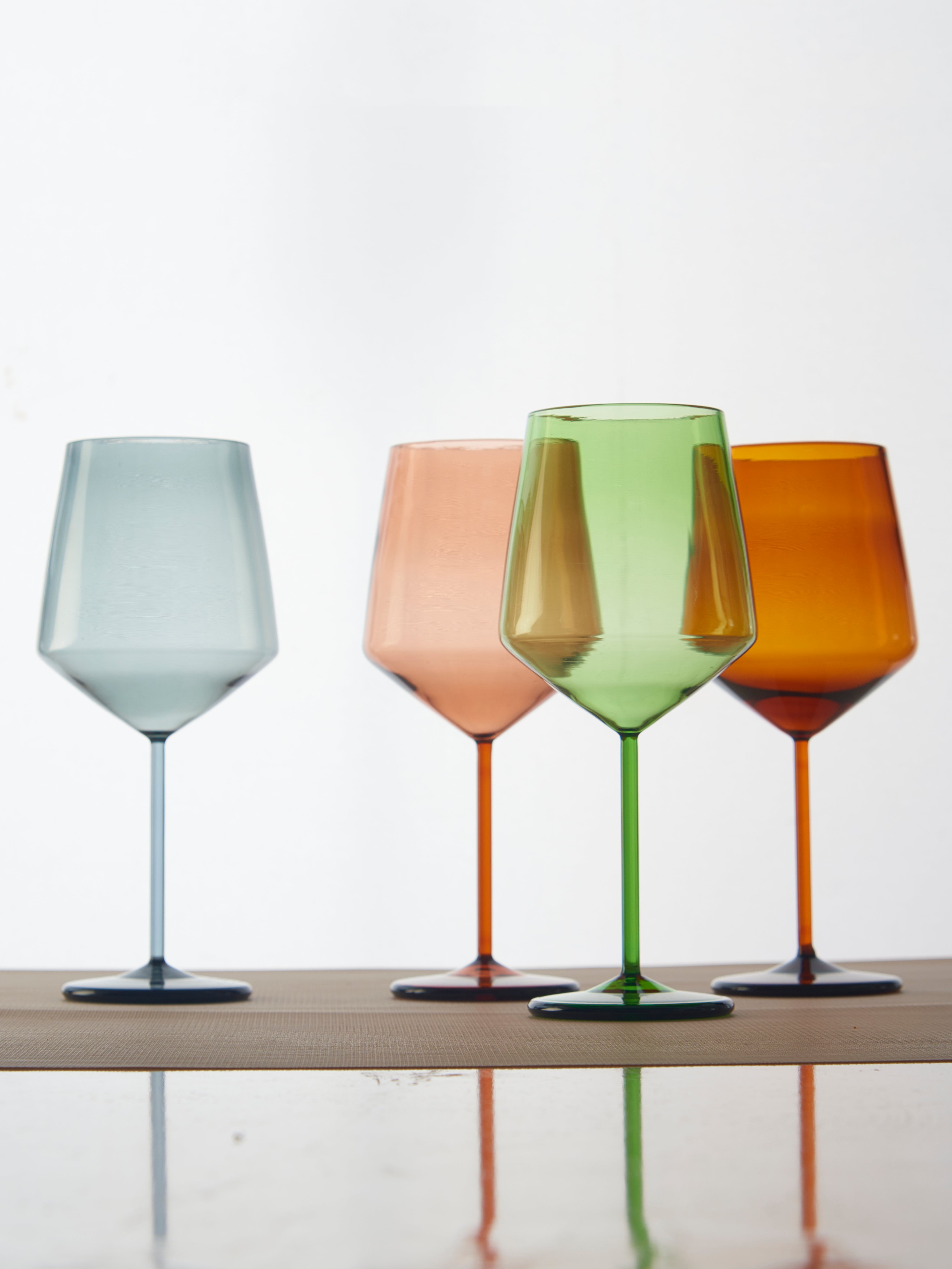 Coloured tube wine glass modern designer stemware Tube style coloured wine glass premium designer drinkware the glass couture collection