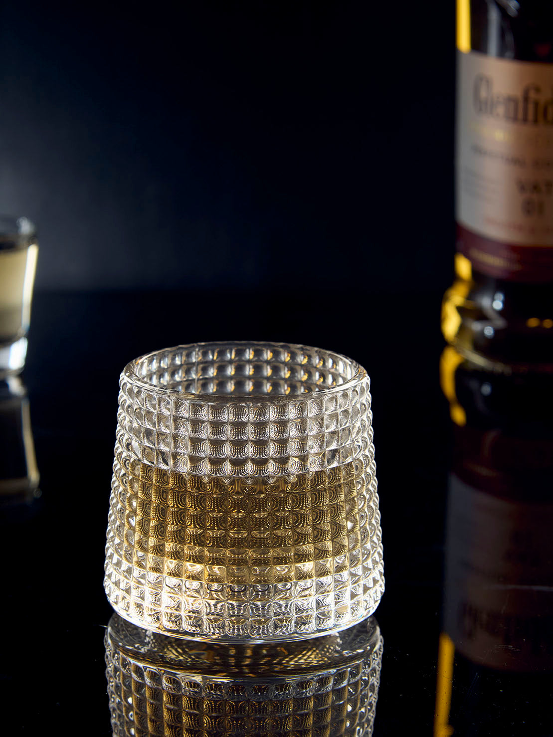 Diamond Cut Dancing Glass | Set of 6